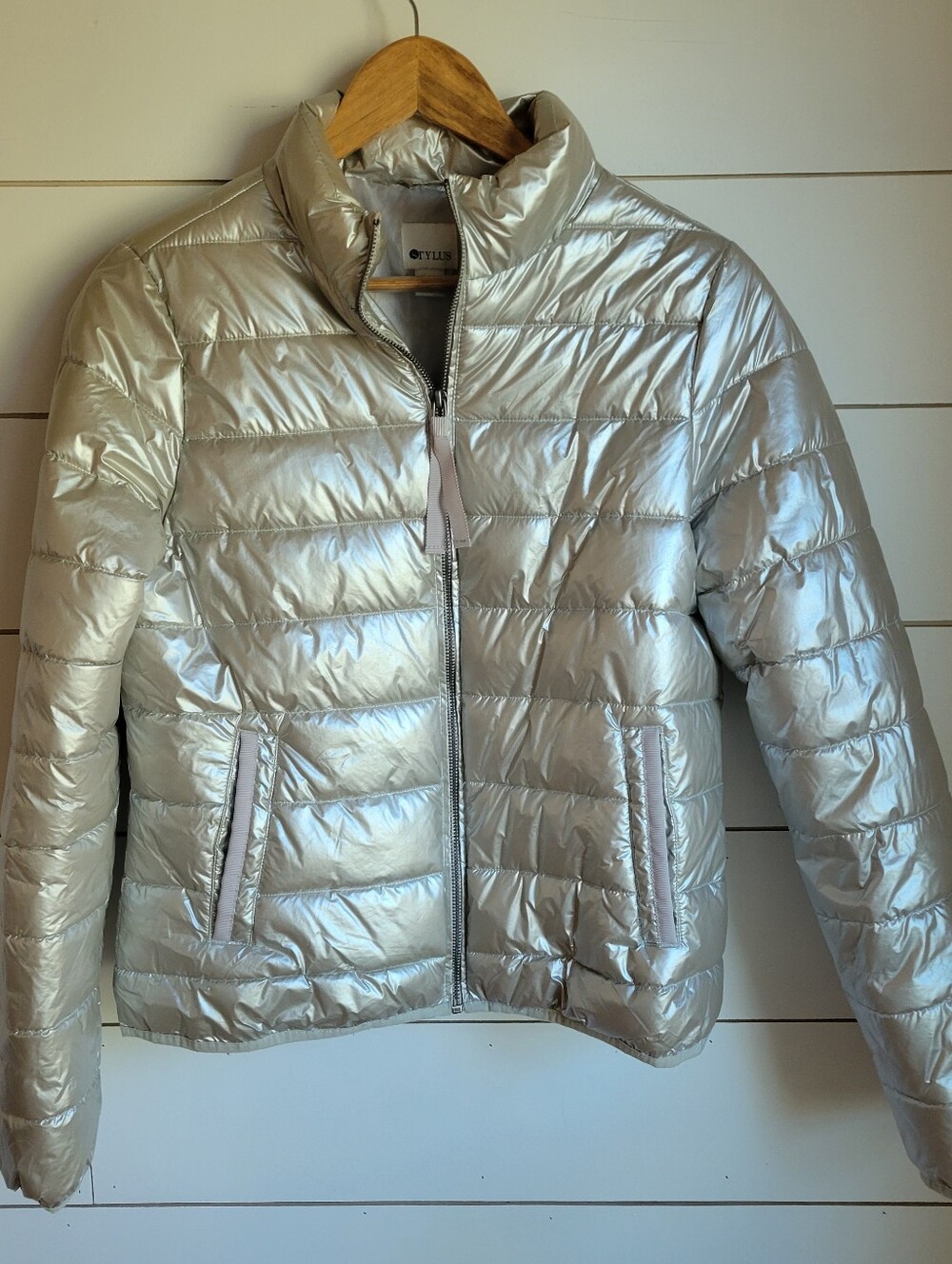 Bright Silver Puffer Jacket - Women's Size Small
